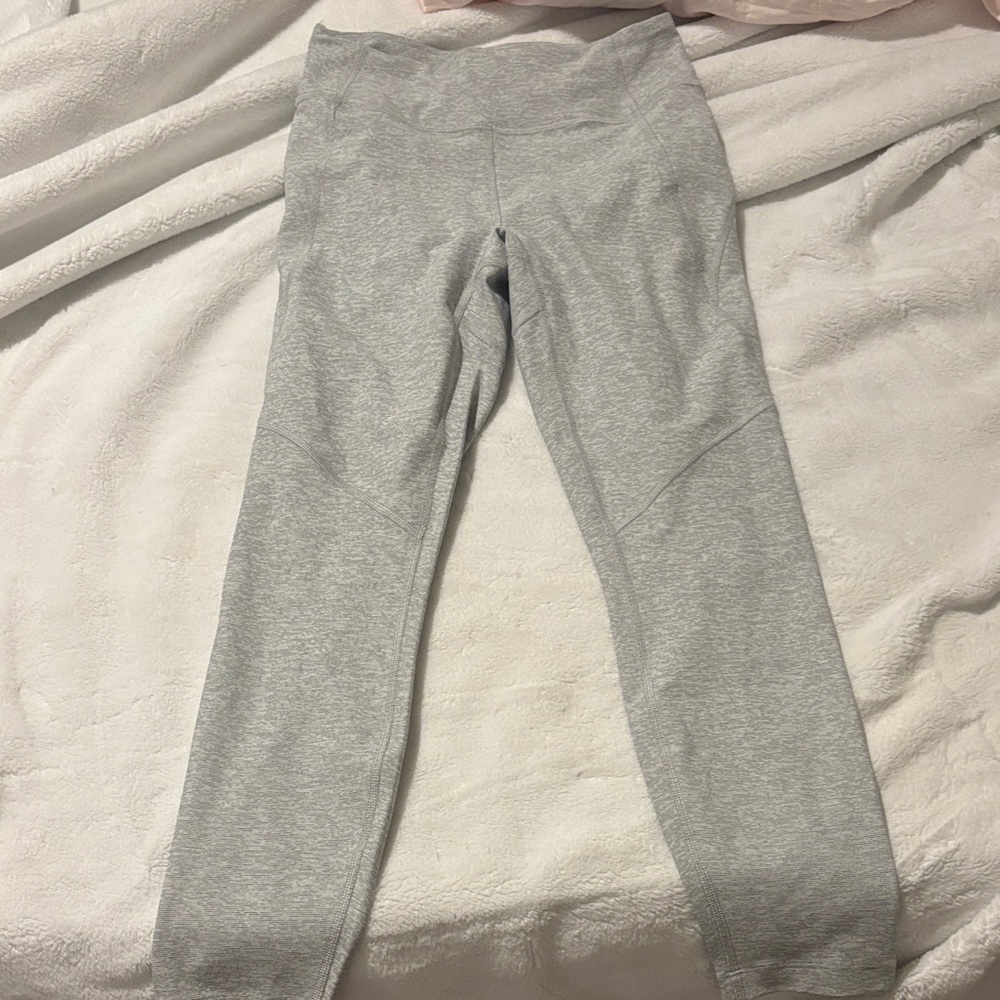 Outdoor Voices 3/4 warm up Leggings XS NWT